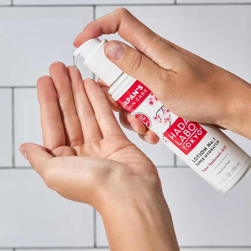 297-hada-labo-lotion-no-1-super-hydrator-150ml-3.png Hada Labo Lotion No.1 Super Hydrator 150ml